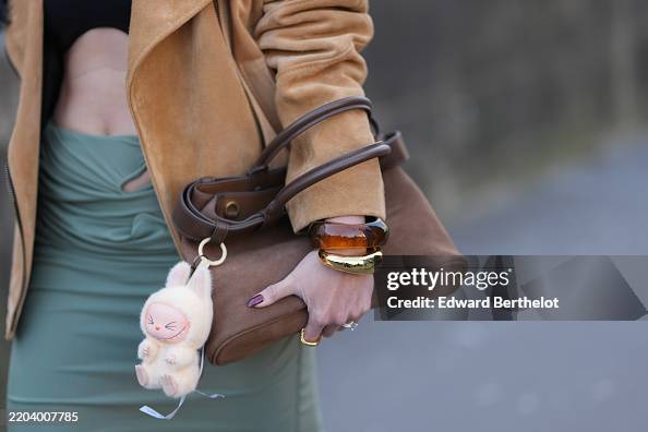 Street Style - Paris Fashion Week - Womenswear Fall/Winter 2025/2026 - Day Four Street Style - Paris Fashion Week - Womenswear Fall/Winter 2025/2026 - Day Four