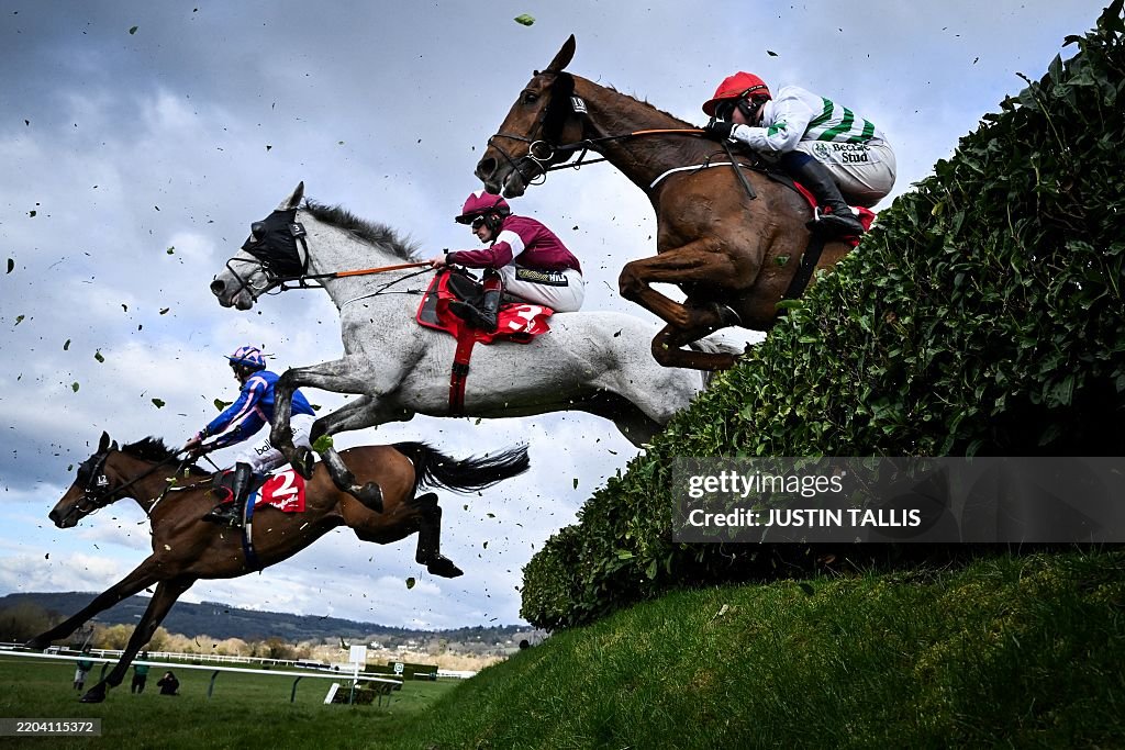 TOPSHOT-RACING-ENG-CHELTENHAM