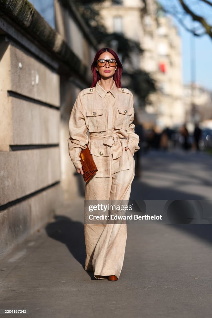 Street Style - Paris Fashion Week - Womenswear Fall/Winter 2025/2026 - Day Six