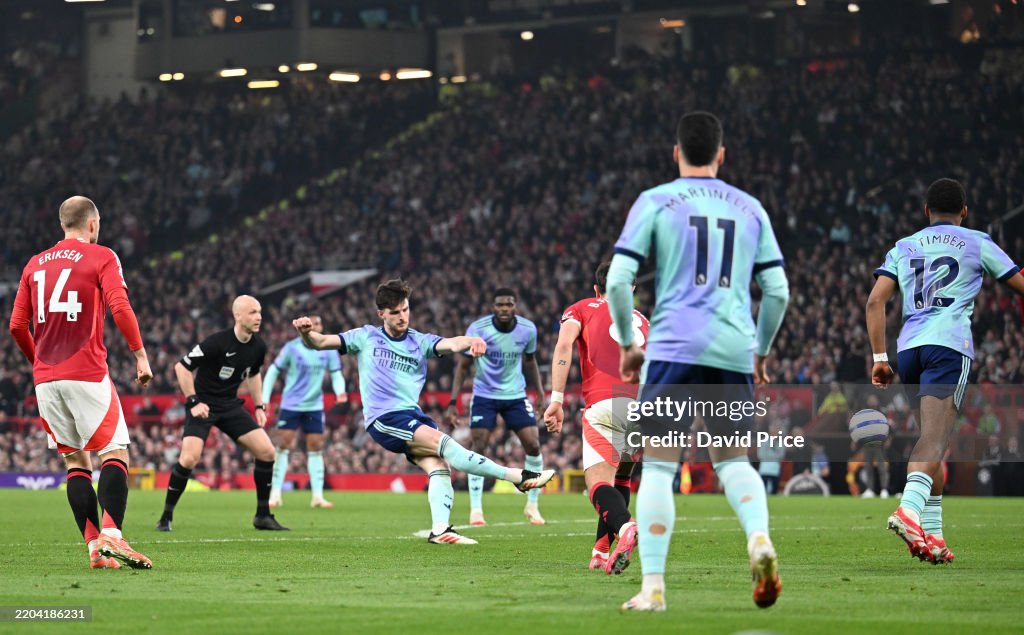 Manchester United FC v Arsenal FC - Premier League