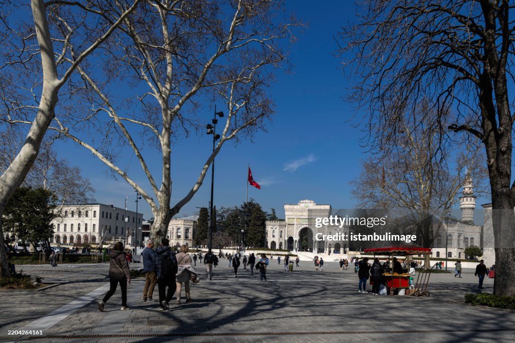 Historic Beyazıt Square and the Iconic Gate of Istanbul University