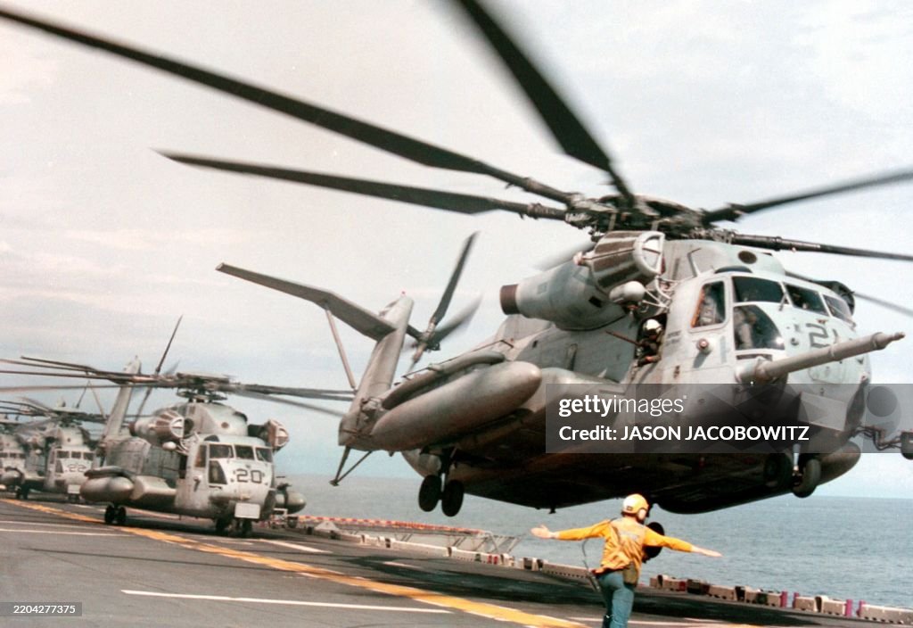 SIERRA LEONE-EVACUATION-CHOPPERS