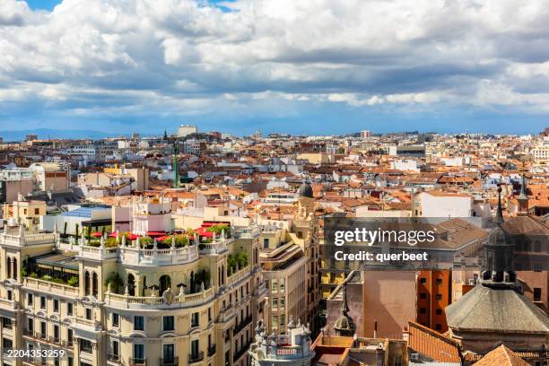 skyline madrid - madrid stockfoto's en -beelden