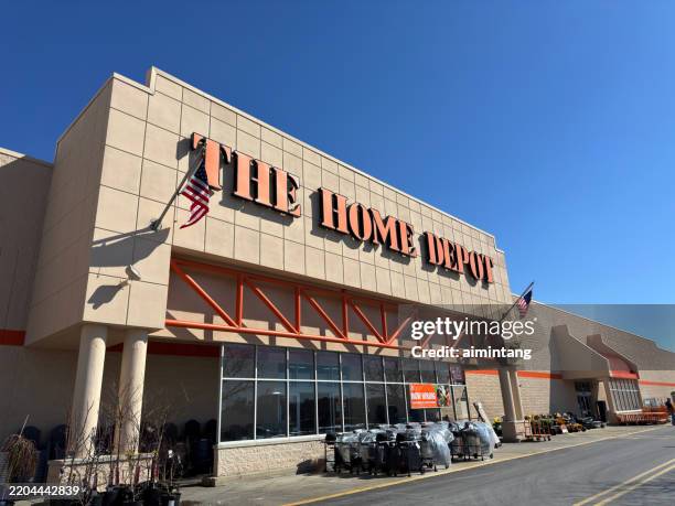 home depot store - the home depot imagens e fotografias de stock