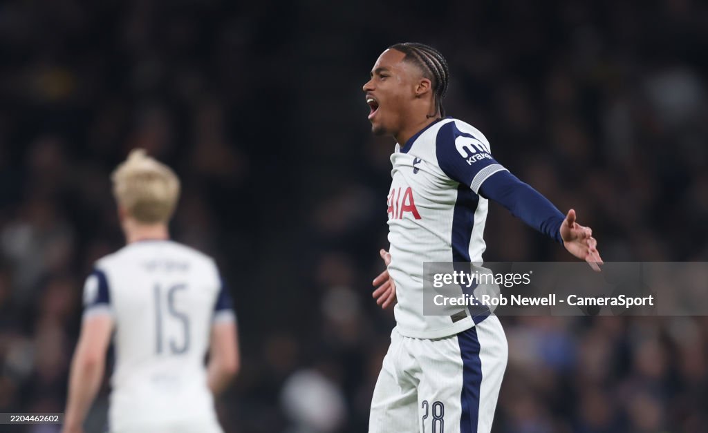 Tottenham Hotspur v AZ Alkmaar - UEFA Europa League 2024/25 Round of 16 Second Leg