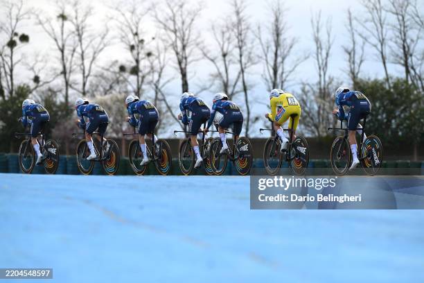Maximilian Schachmann of Germany, Ayco Bastiaens of Belgium, Yves Lampaert of Belgium, Tim Merlier of Belgium, Dries Van Gestel of Belgium, Bert Van...