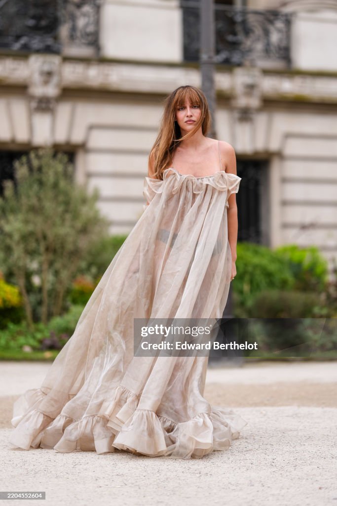Street Style - Paris Fashion Week - Womenswear Fall/Winter 2025/2026 - Day Eight