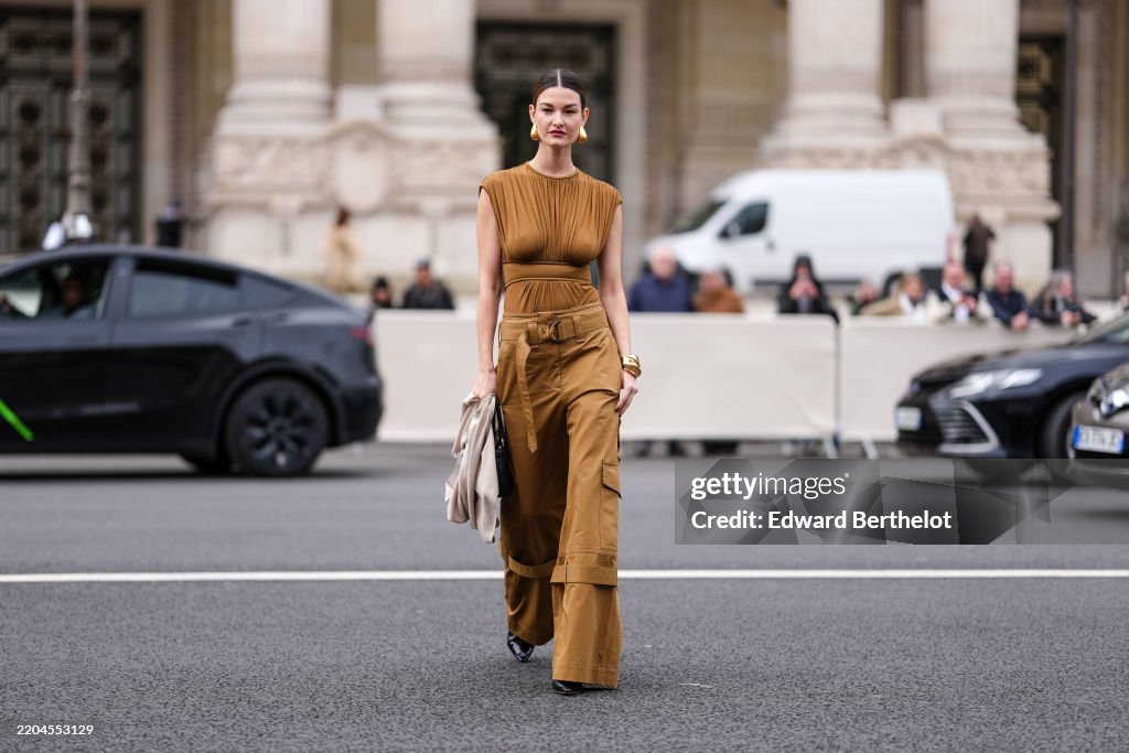 Street Style - Paris Fashion Week - Womenswear Fall/Winter 2025/2026 - Day Eight