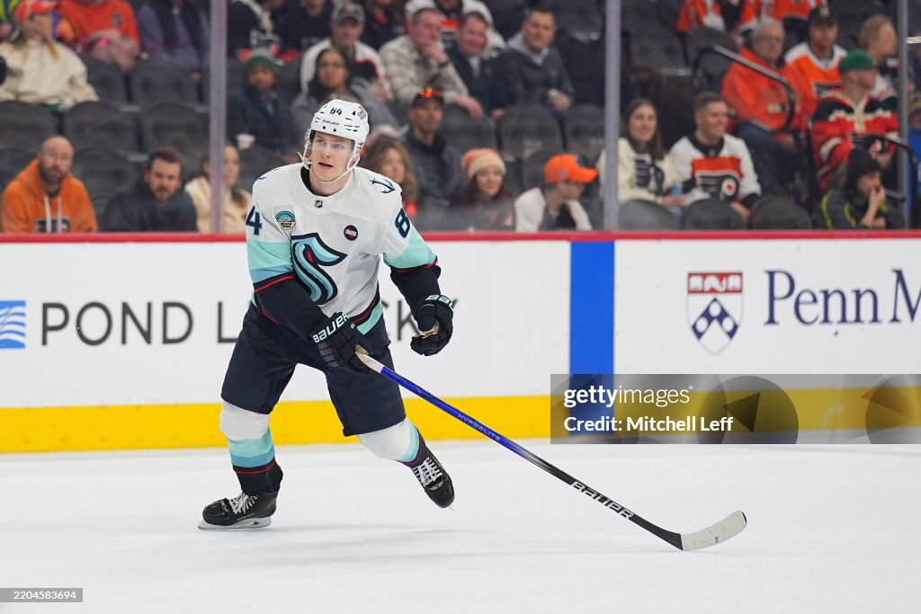 Seattle Kraken v Philadelphia Flyers