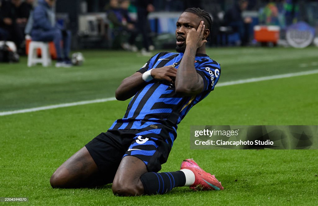 FC Internazionale Milano v Feyenoord - UEFA Champions League 2024/25 Round of 16 Second Leg