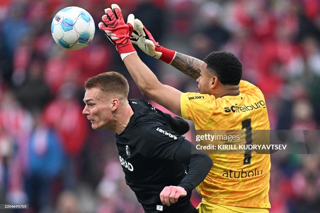 FBL-GER-BUNDESLIGA-MAINZ-FREIBURG