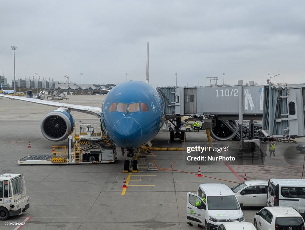Vietnam Airlines Boeing 787 Dreamliner At Munich Airport