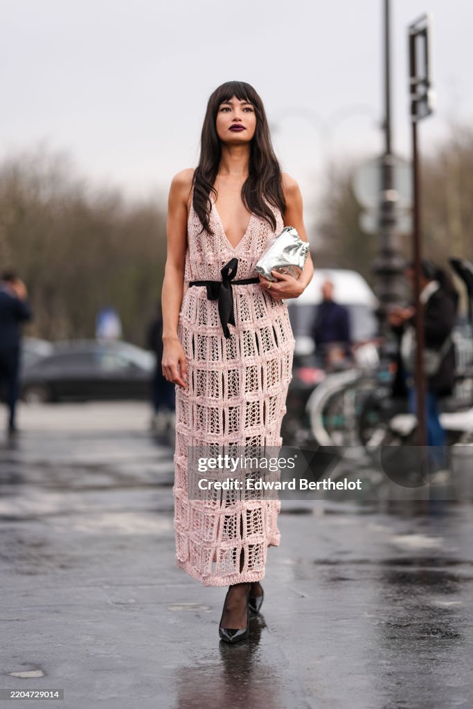 Street Style - Paris Fashion Week - Womenswear Fall/Winter 2025/2026 - Day Nine