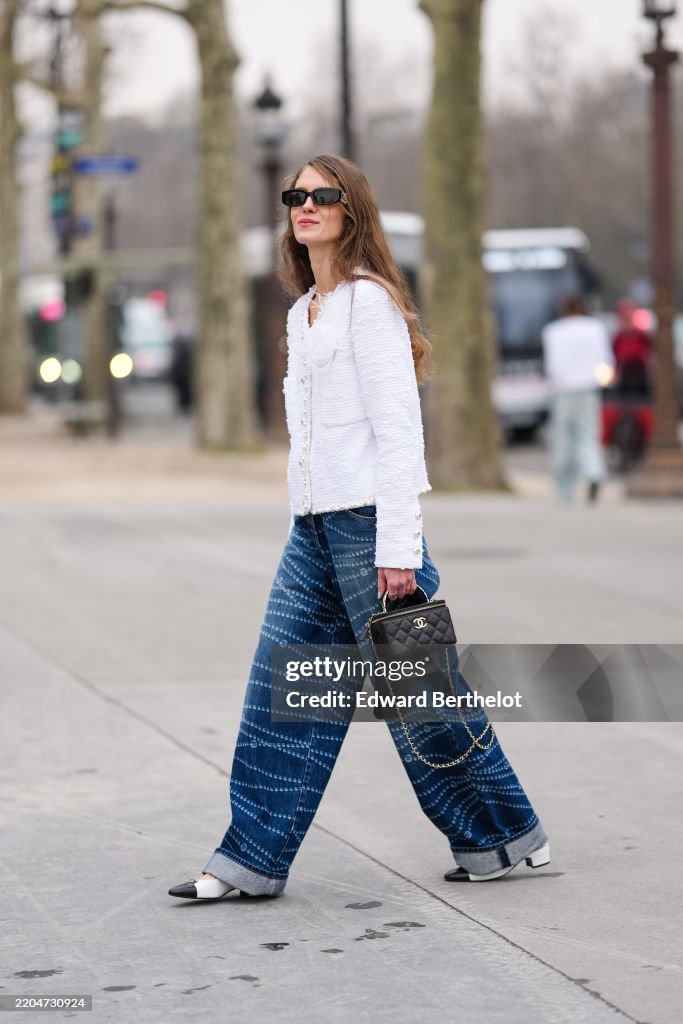 Street Style - Paris Fashion Week - Womenswear Fall/Winter 2025/2026 - Day Nine