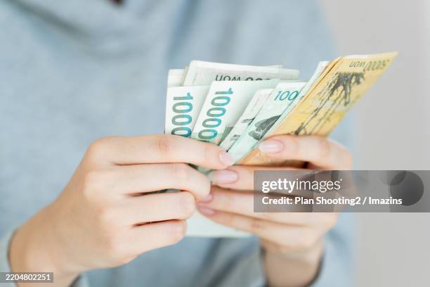 Economize 185 Economize Stock Photos, High-Res Pictures, and Images - Getty Images