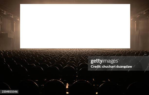 billboard blank advertising banner media display in theater - close-curtains stockfoto's en -beelden