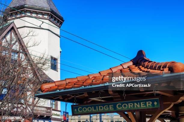 coolidge corner train stop - green line - mbta - brookline massachusetts - brookline massachusetts stock pictures, royalty-free photos & images