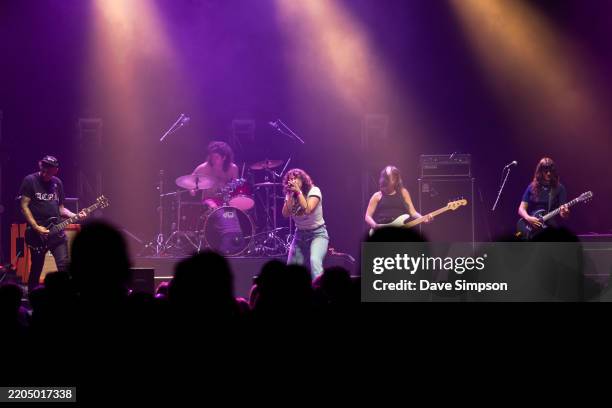 Lucy Rendall 209 Harriet Ellis Photos & High Res Pictures - Getty Images