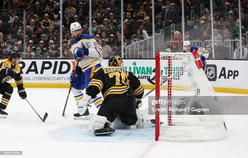 Buffalo Sabres v Boston Bruins