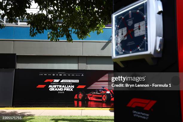 F1 Countdown Clock 122 F1 Race Clock Stock Photos, High-Res Pictures, and Images - Getty ...