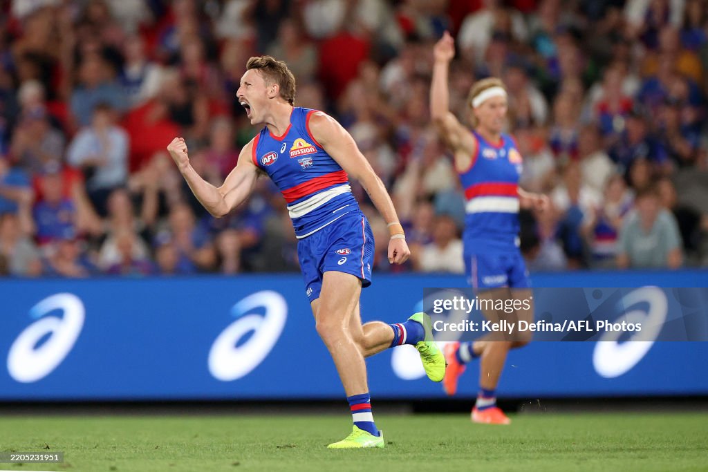 AFL Rd 1 - Western Bulldogs v North Melbourne