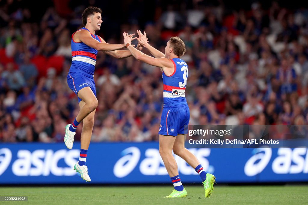 AFL Rd 1 - Western Bulldogs v North Melbourne