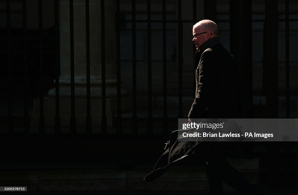 Dail returns after break