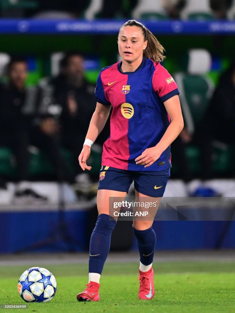 Women's UEFA Champions League Quarter finalVFL Wolfsburg women - FC Barcelona women
