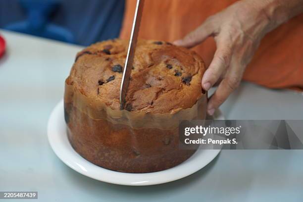 bread panettone - fruitcake stock pictures, royalty-free photos & images