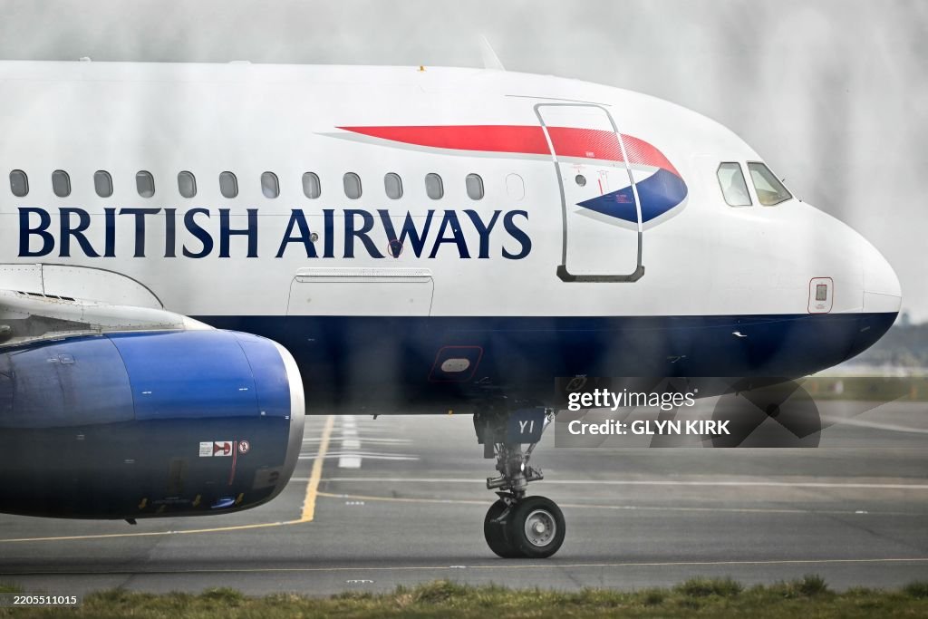 BRITAIN-AIRPORT-HEATHROW-AVIATION-FIRE