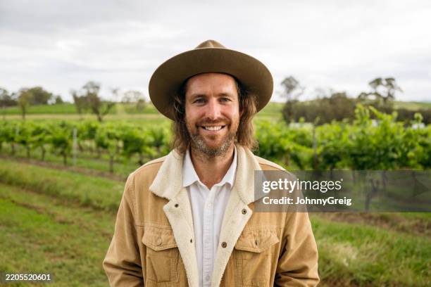 portrait of hunter valley vineyard manager - pokolbin stock pictures, royalty-free photos & images