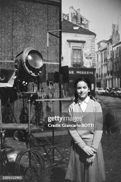 Catherine Demongeot Lors Du Tournage Du Film Faites Sauter La News catherine-demongeot-lors-du-tournage-du-film-faites-sauter-la-news
