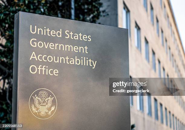 us government accountability office sign - responsabilidade imagens e fotografias de stock