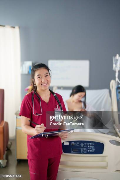 charting pediatric care - patient charting stock pictures, royalty-free photos & images
