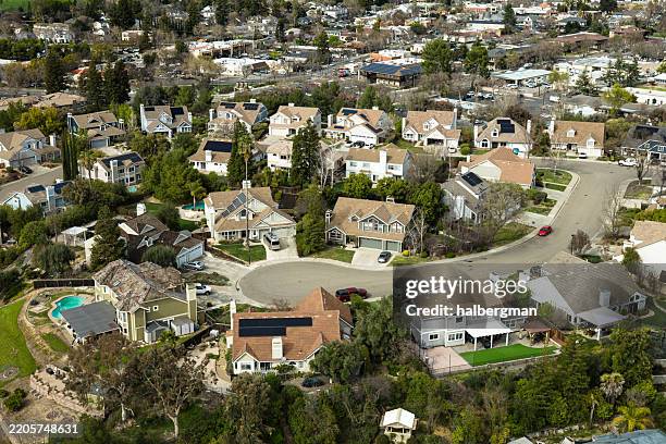 aerial view of a cul-de-sac in a pleasanton, ca suburb - cul de sac stock pictures, royalty-free photos & images