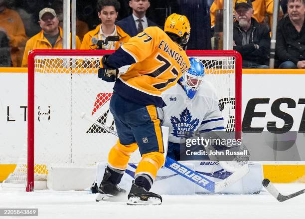 Toronto Predators Luke Evangelista of the Nashville Predators scores a goal against ...