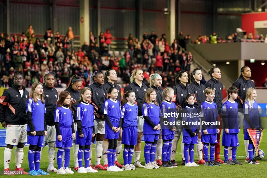 FC Bayern München v Olympique Lyonnais - UEFA Women's Champions League Quarter Finals First Leg
