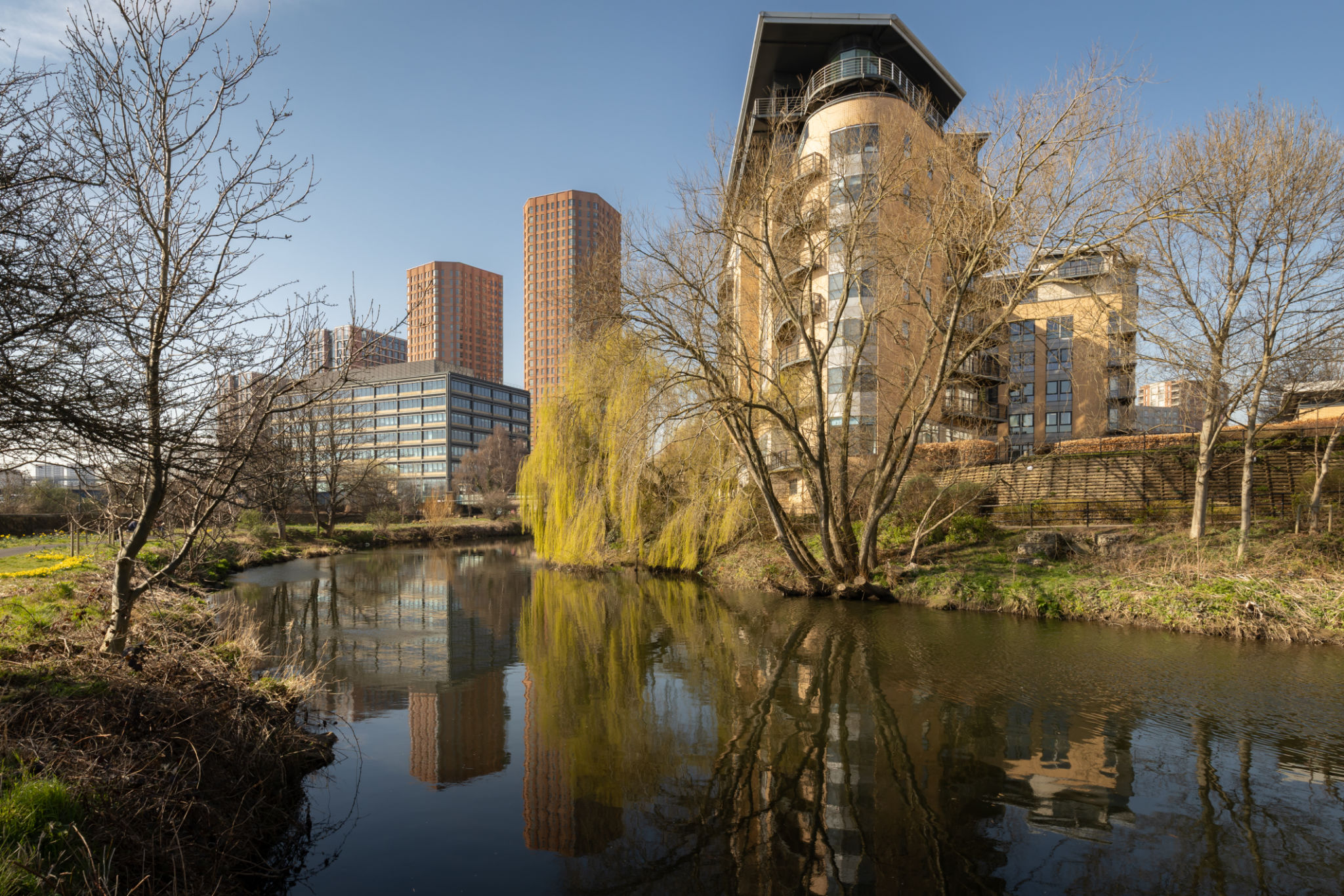 Riverside apartments in Leeds city centre Riverside apartments in Leeds city centre