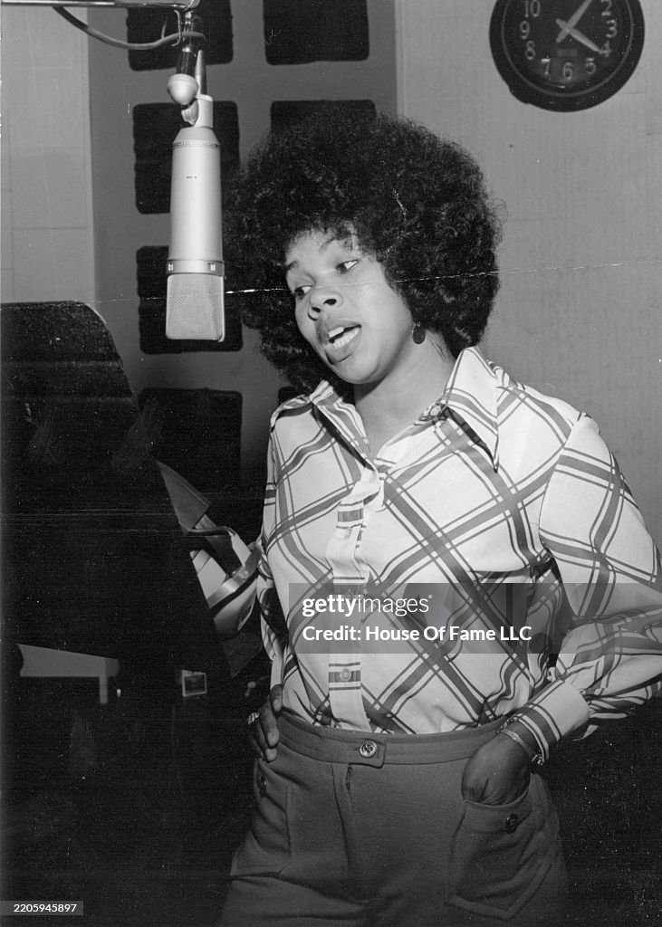 Staton Singer Candi Staton poses for a photo Circa 1972 in Muscle Shoals ...