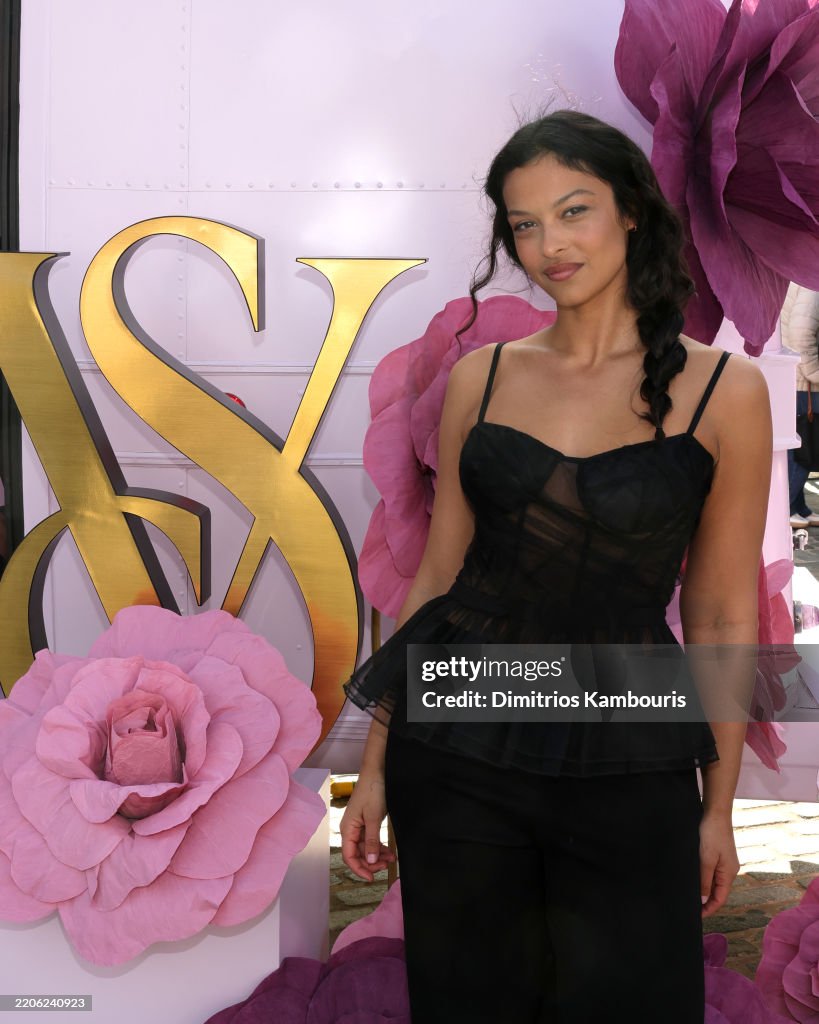 Victoria’s Secret Bombshell 15th Anniversary Pop-Up