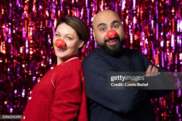 O2 Red Roses Asim Chudry 632 Asim Chaudhry Photos & High Res Pictures - Getty Images