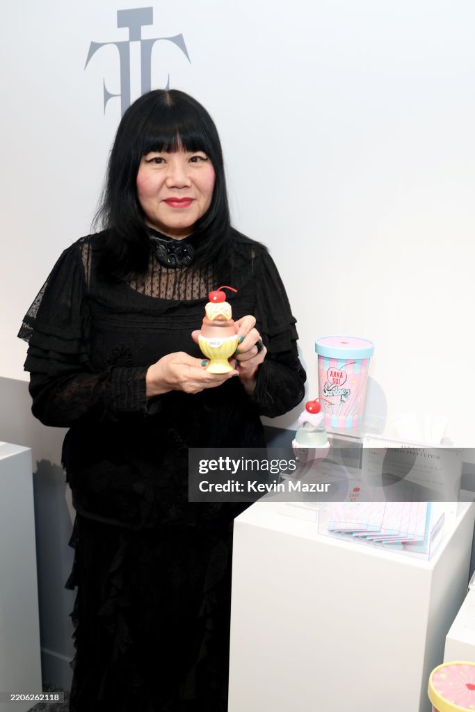 Fragrance Foundation Celebrates Fragrance Day and Fragrance Week with First Ever Pop Up Shop on Madison Avenue