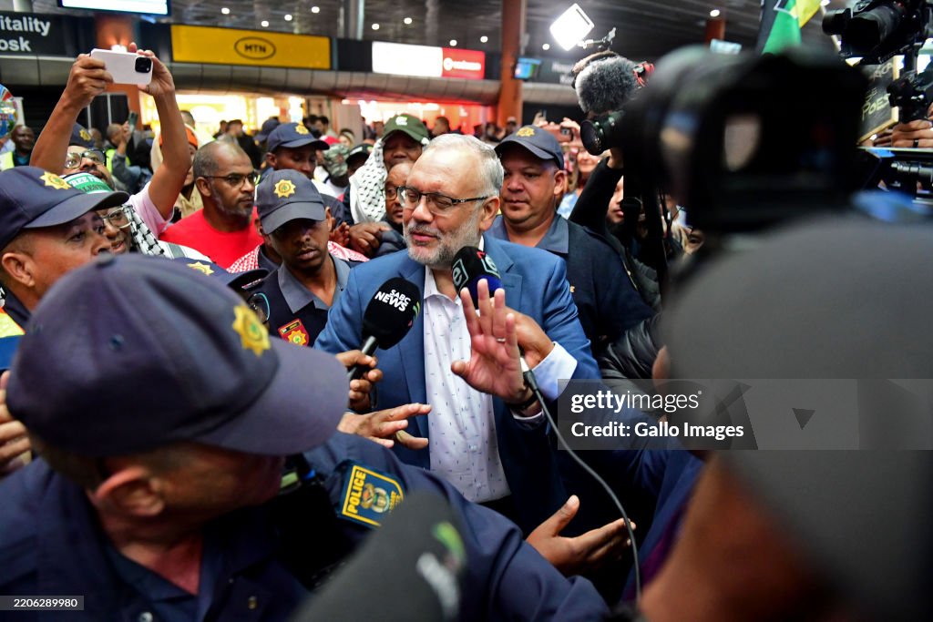 Member Rasool ANC, SACP and COSATU members welcome former South African Ambassador ...