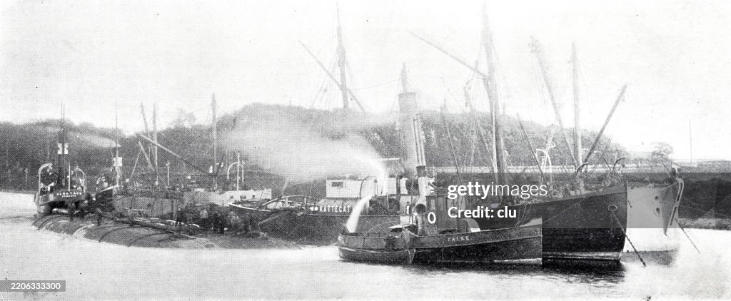 A steamer (Johan Siem) that sank in the Kiel Canal is salvaged