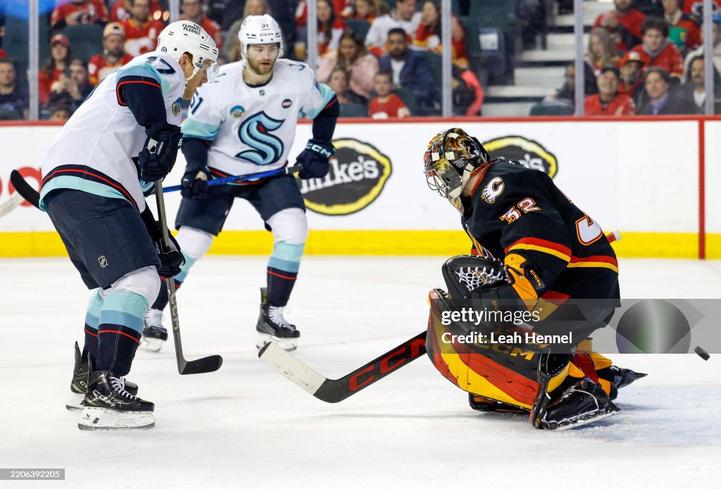 Seattle Kraken v Calgary Flames