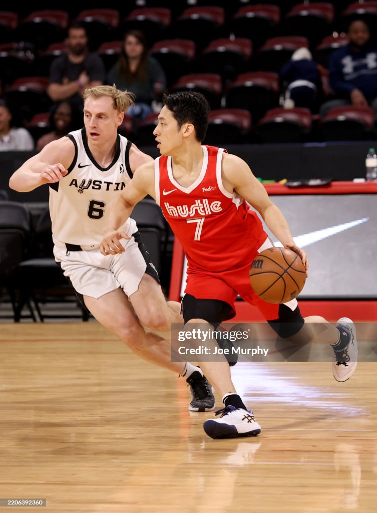 Austin Spurs v Memphis Hustle