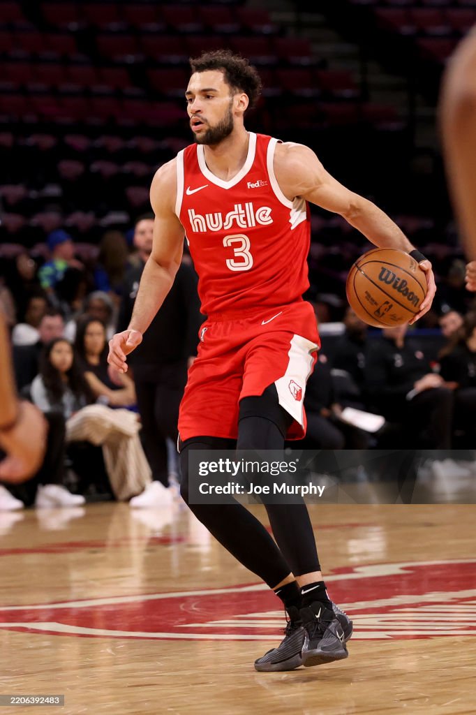 Austin Spurs v Memphis Hustle