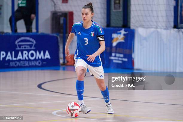 France women's futsal team defeated 4-0 by Italy France women's futsal team defeated 4-0 by Italy