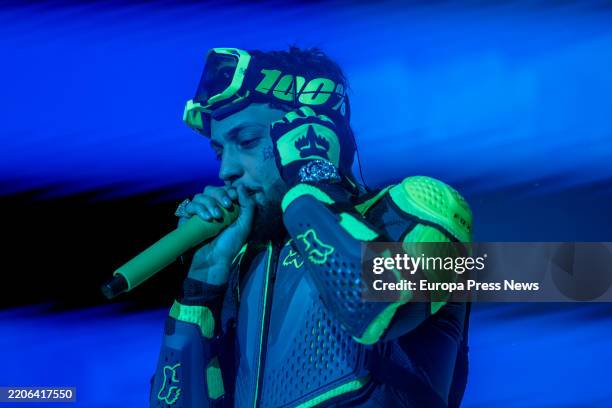 John Reyes Singer 22,081 Top (Singer) Stock Photos, High-Res Pictures, and Images - Getty ...