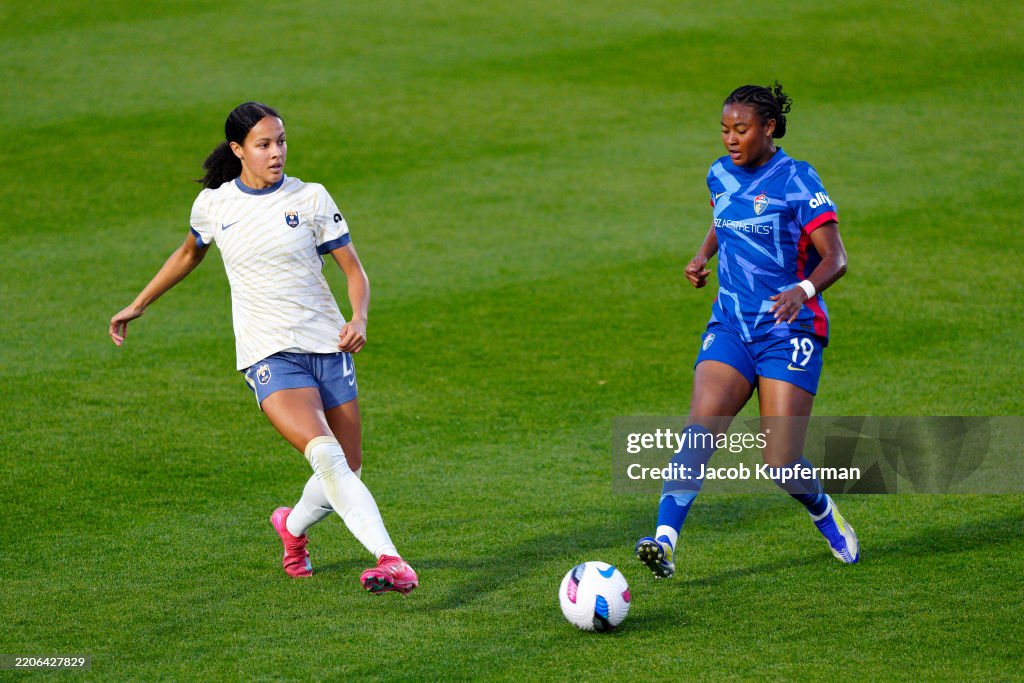 NC Courage v Seattle Reign